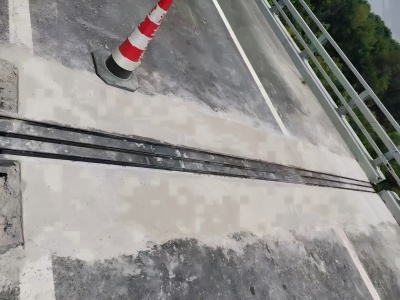 东莞生态园伸缩缝更换后浇筑材料快速结构修补料速砼的产品特点及施工流程​